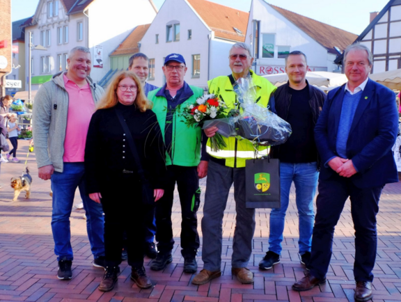 Vertragsverlängerung Wochenmarktorganisation Barsinghausen und Deutsche Marktgilde Vertragsverlängerung Wochenmarktorganisation Barsinghausen und Deutsche Marktgilde
